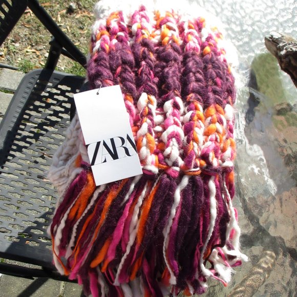 Oversized ZARA Scarf NWT - Picture 2 of 5